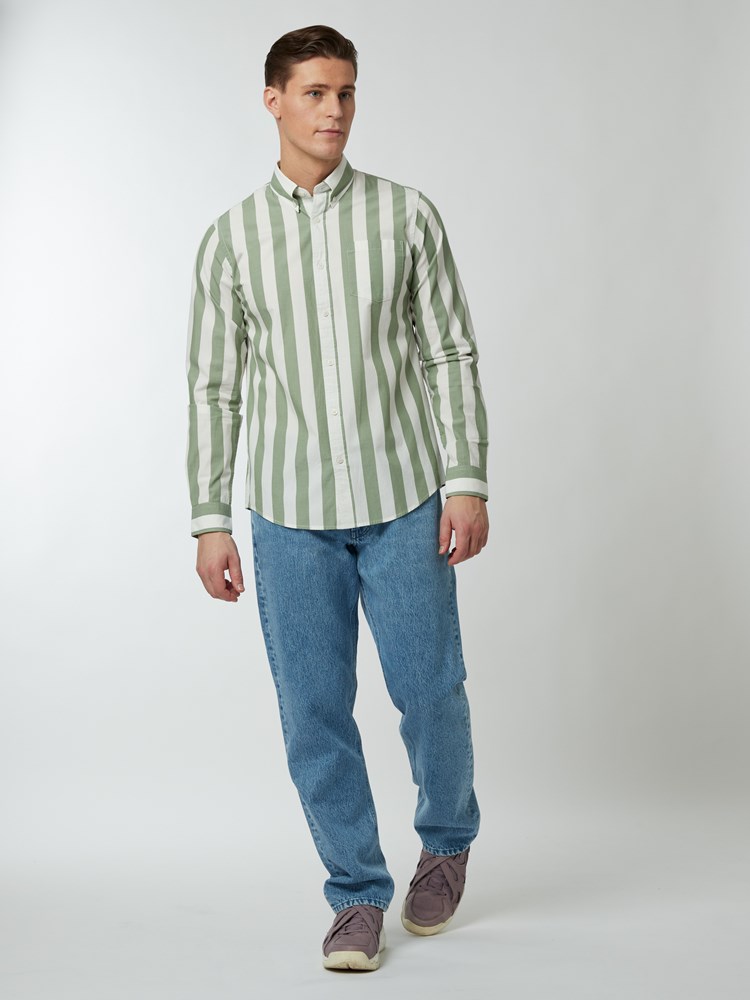 Herning stripet skjorte 7249695_GLW-WOSNOTWOS-S22-Modell-Front_chn=boys_4371_Herning stripet skjorte GLW.jpg_Front||Front
