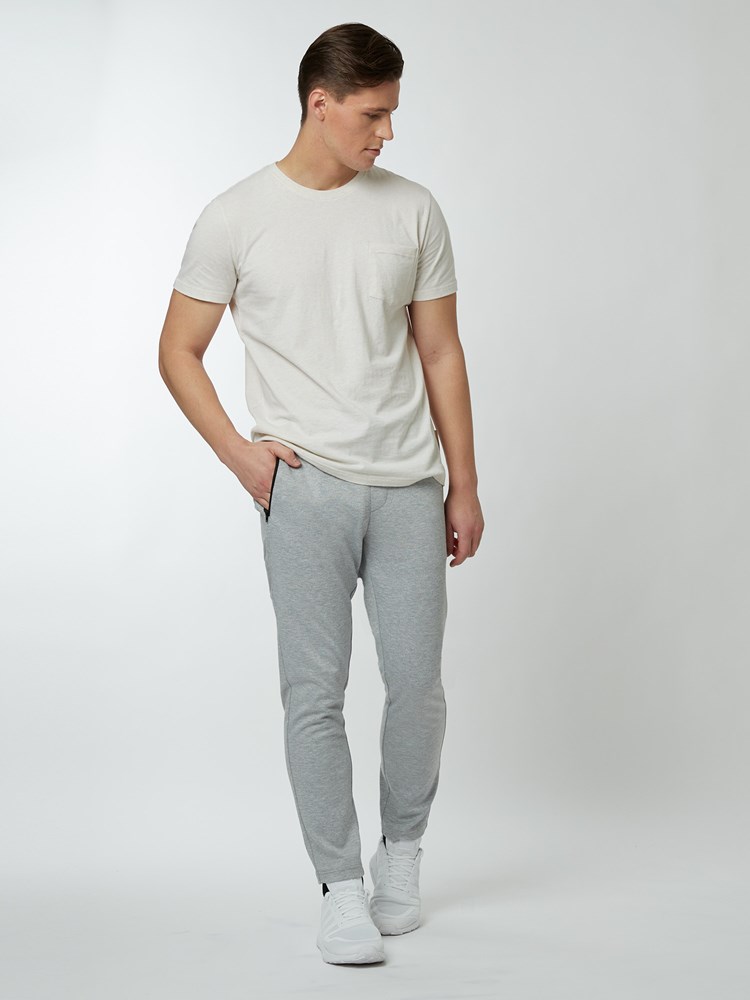 Likandes bukse 7249722_ID6-WOSNOTWOS-S22-Modell-Front_chn=boys_5682_Likandes bukse ID6.jpg_Front||Front