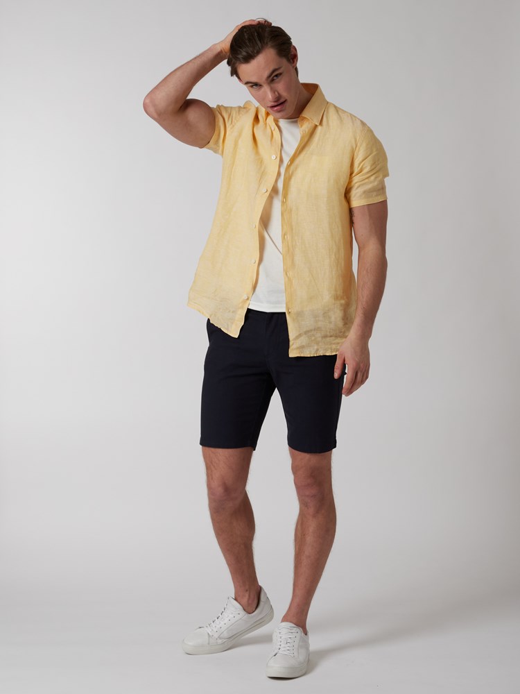 Evan linskjorte 7249903_Q0G-MRCAPUCHIN-H22-Modell-Front_chn=boys_9830.jpg_Front||Front