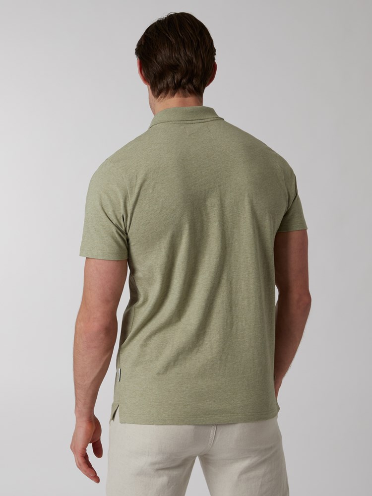 Ulrik polo t-skjorte 7249904_I4V-MRCAPUCHIN-H22-Modell-Back_chn=boys_2802_Ulrik polo t-skjorte I4V.jpg_Back||Back