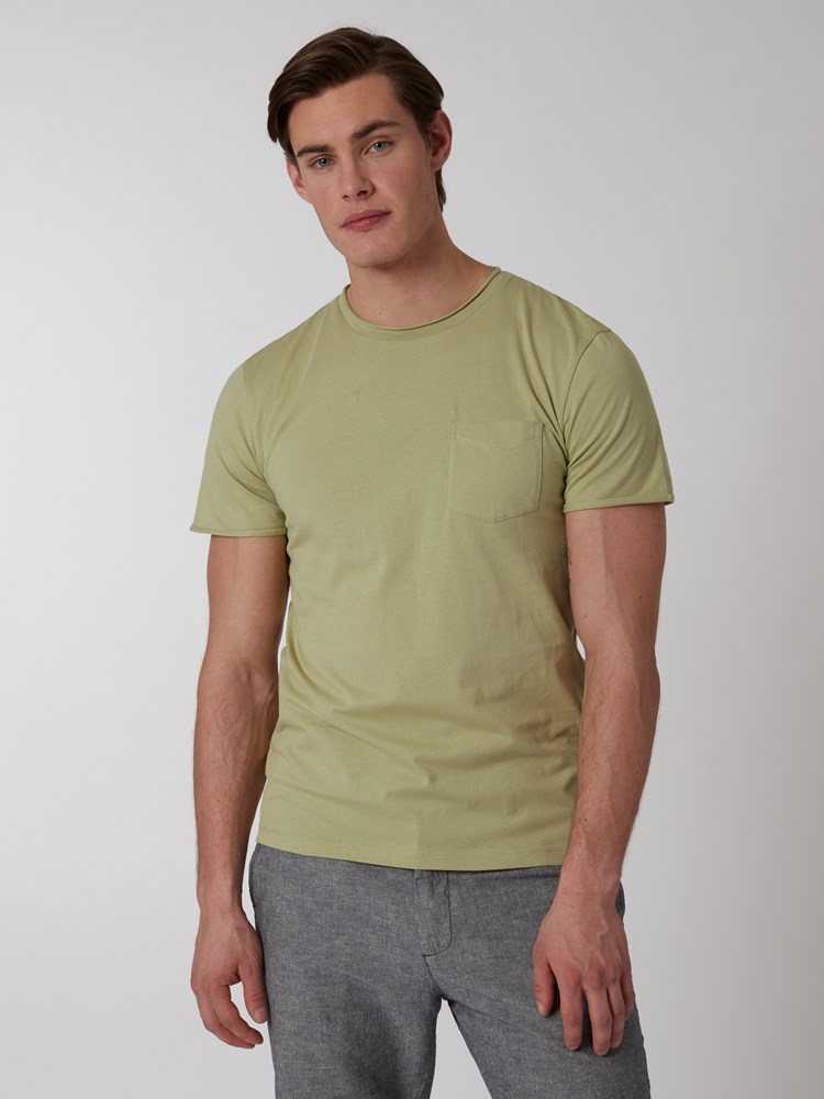 Alfredo t-skjorte 7249906_GHJ-MRCAPUCHIN-H22-Modell-Front_chn=boys_6594_Alfredo t-skjorte GHJ.jpg_Front||Front