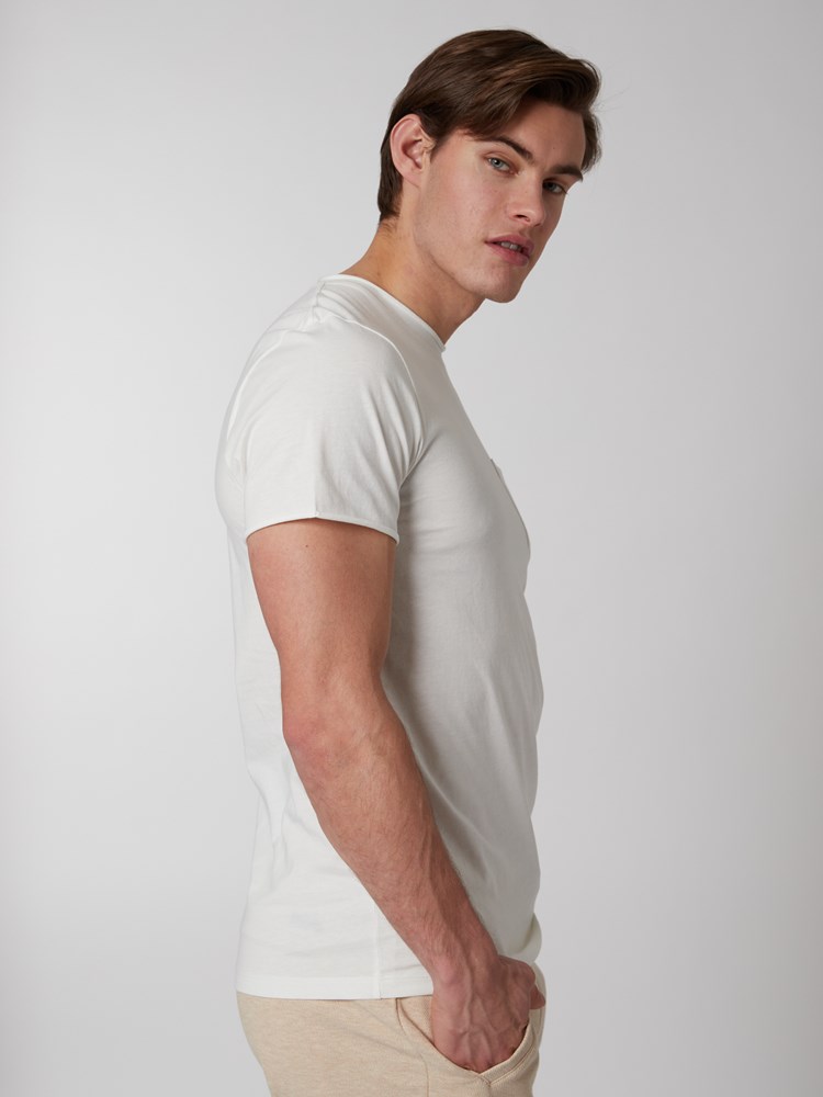 Alfredo t-skjorte 7249906_O77-MRCAPUCHIN-H22-Modell-Right_chn=boys_2081_Alfredo t-skjorte O77.jpg_Right||Right