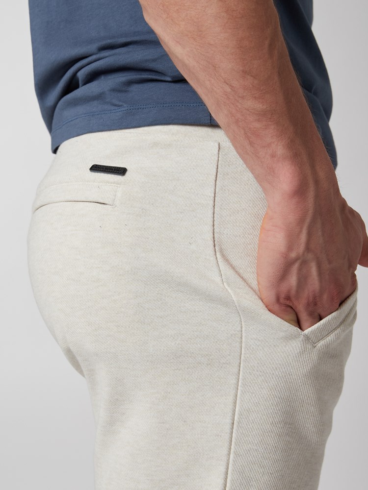 Giovanni shorts 7249911_O62-MRCAPUCHIN-H22-details_chn=boys_5714_Giovanni shorts O62.jpg_