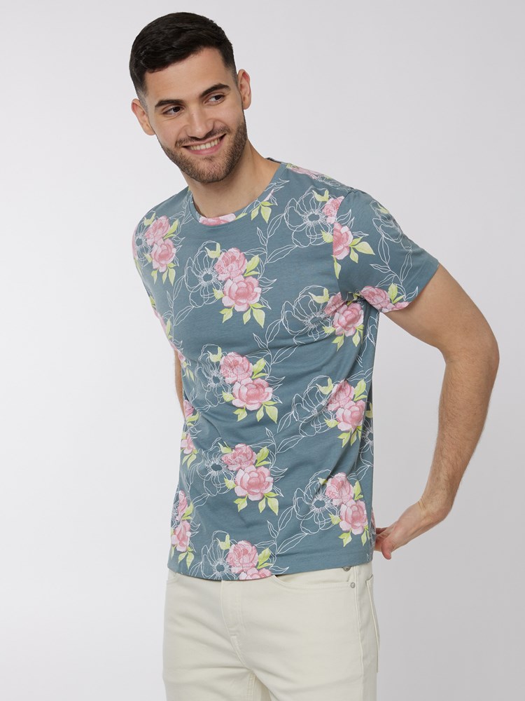 Johnny t-skjorte 7249936_I7N-HENRYCHOICE-H22-Modell-Front_chn=boys_5480_Johnny t-skjorte I7N.jpg_