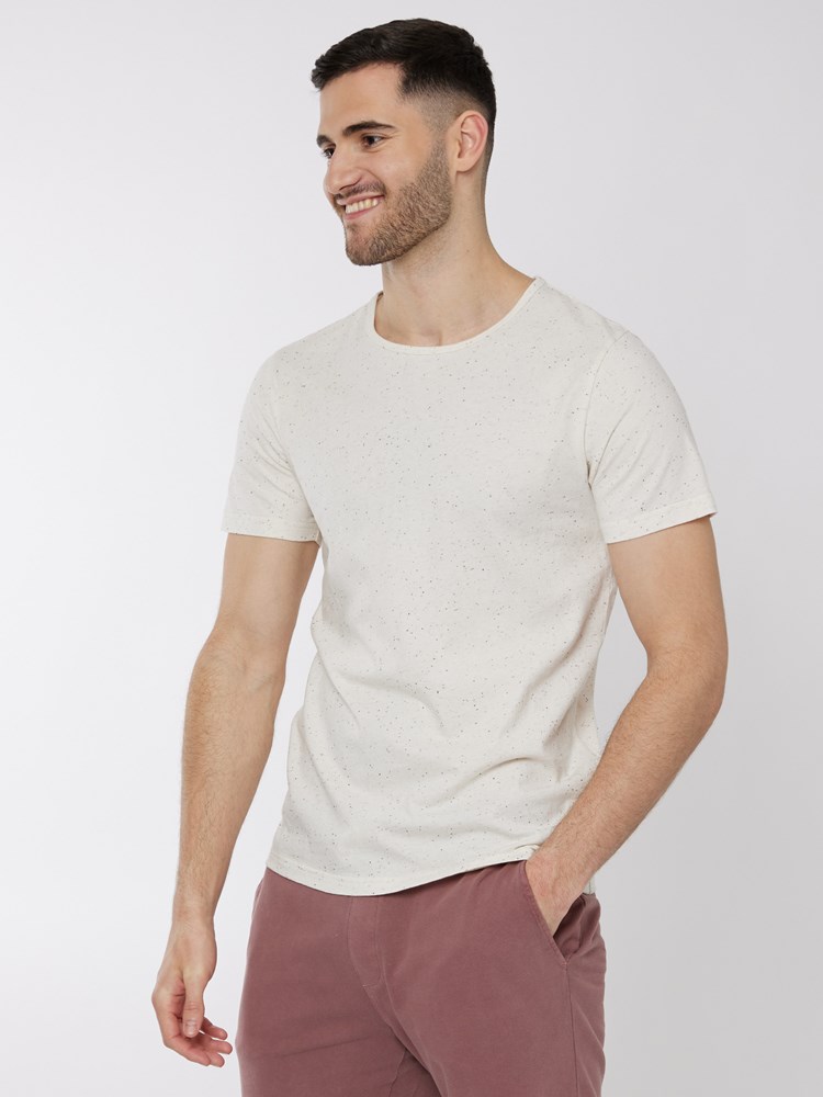 Otis t-skjorte 7249937_O87-HENRYCHOICE-H22-Modell-Front_chn=boys_9547_Otis t-skjorte O87.jpg_