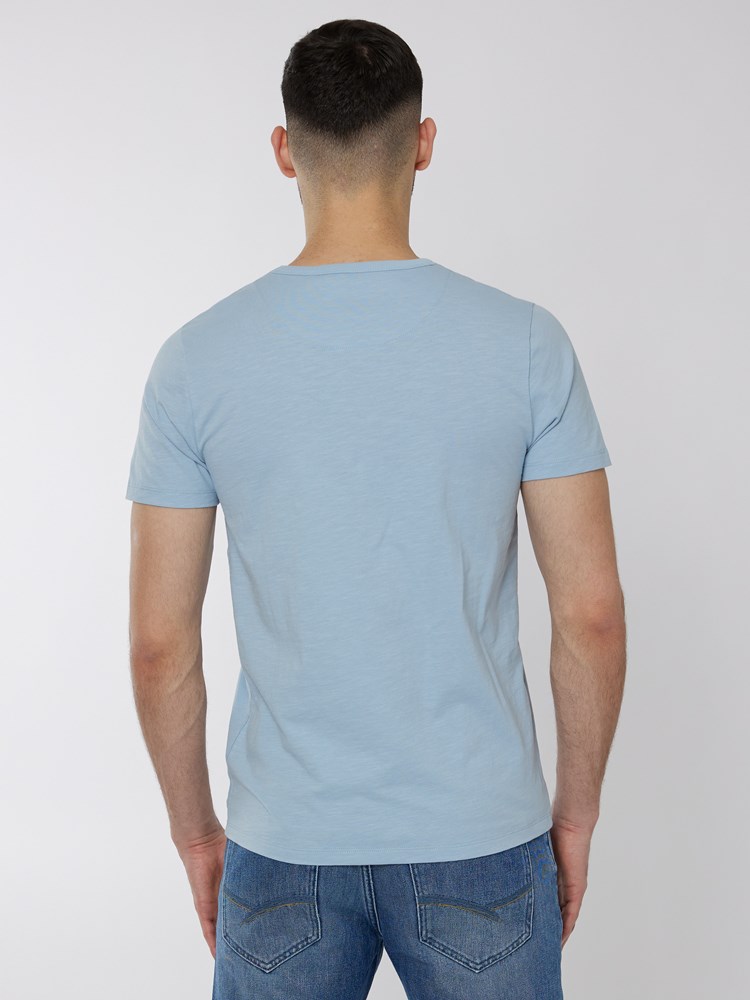 Surf t-skjorte 7249938_E8S-HENRYCHOICE-H22-Modell-Front_chn=boys_6485_Surf t-skjorte E8S.jpg_