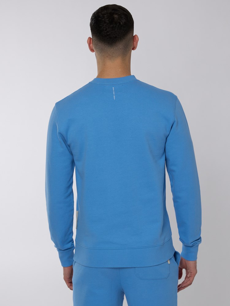 Syden collegegenser 7249989_ECQ-WOSNOTWOS-H22-Modell-Front_chn=boys_2154_Syden collegegenser ECQ.jpg_
