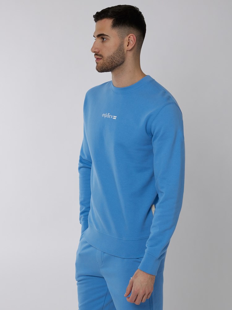 Syden collegegenser 7249989_ECQ-WOSNOTWOS-H22-Modell-Front_chn=boys_2165_Syden collegegenser ECQ.jpg_