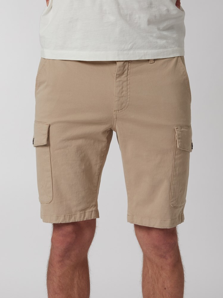 Capuchin cargo shorts 7250000_I4Y-MRCAPUCHIN-H22-Modell-Front_chn=boys_4514_Capuchin cargo shorts I4Y.jpg_Front||Front