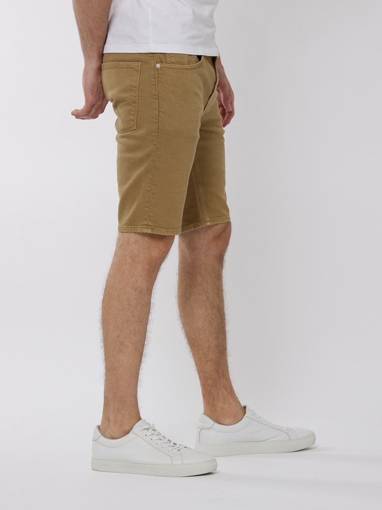 Slim color bermuda 7250019_ADY-HENRYCHOICE-H22-Modell-Front_chn=boys_3246_Slim color bermuda ADY.jpg_Front||Front