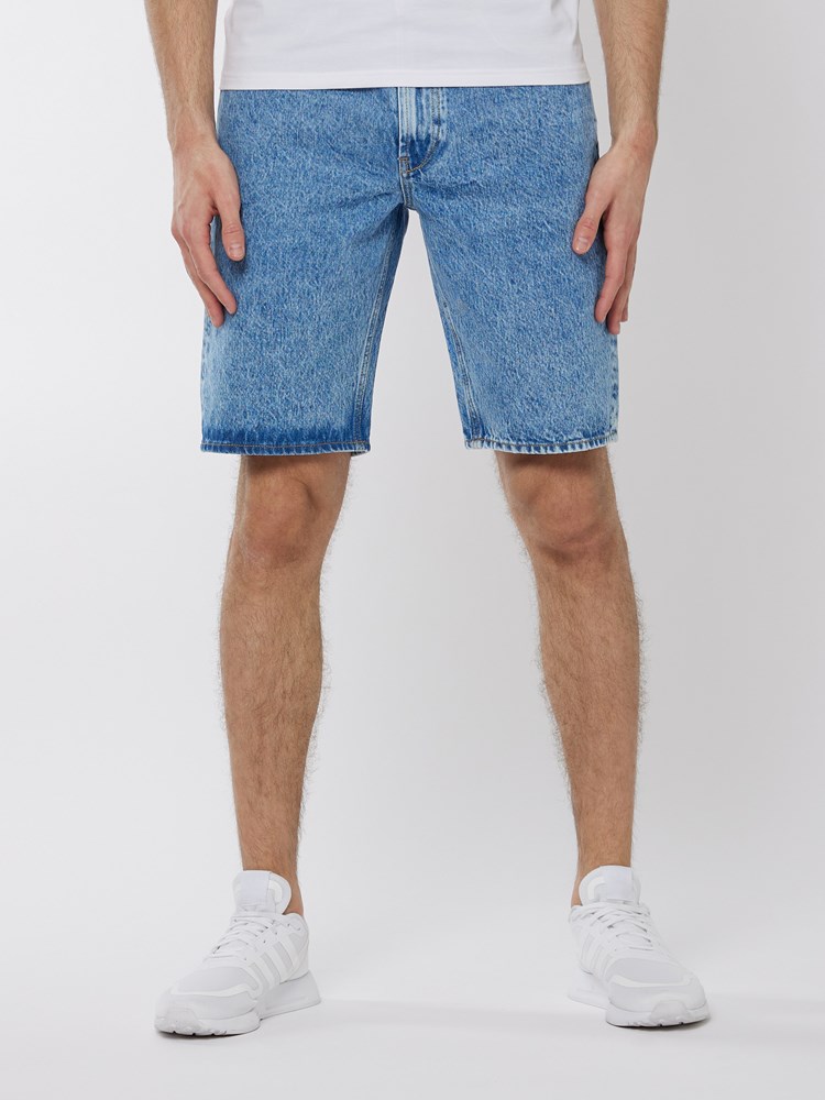Loose bermuda 7250021_DAC-HENRYCHOICE-H22-Modell-Front_chn=boys_7988_Loose bermuda DAC.jpg_Front||Front