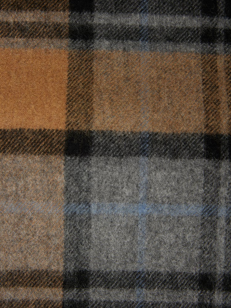 Rutet ullskjerf 7252008_CAB-MANZINI-A23-Modell-Front_chn=boys_4009_Rutet ullskjerf CAB.jpg_Front||Front