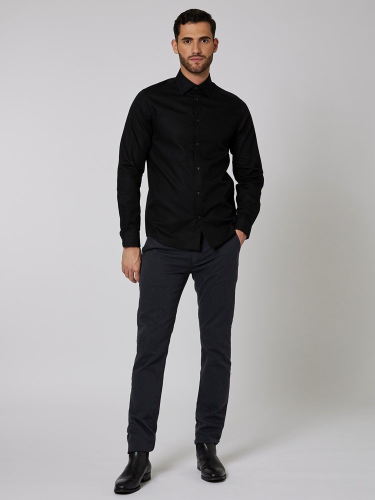 Leon skjorte 7500539_ID2-MRCAPUCHIN-W22-Modell-Front_chn=boys_2516_Leon skjorte ID2.jpg_Front||Front