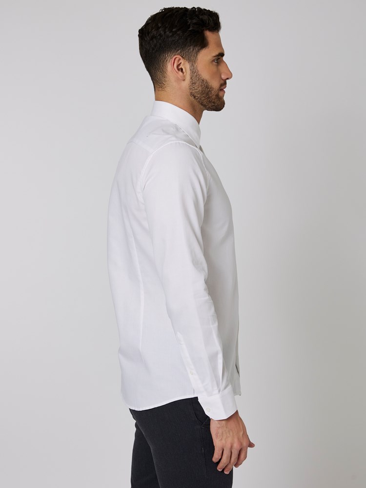 Leon skjorte 7500539_O68-MRCAPUCHIN-W22-Modell-Front_chn=boys_9570_Leon skjorte O68.jpg_Front||Front