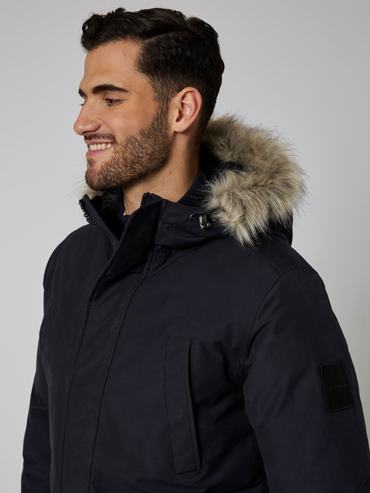 Adrian parka 7500550_C27-MRCAPUCHIN-W22-Modell-Front_chn=boys_8805_Adrian parka C27_Adrian parka C27 7500550.jpg_Front||Front