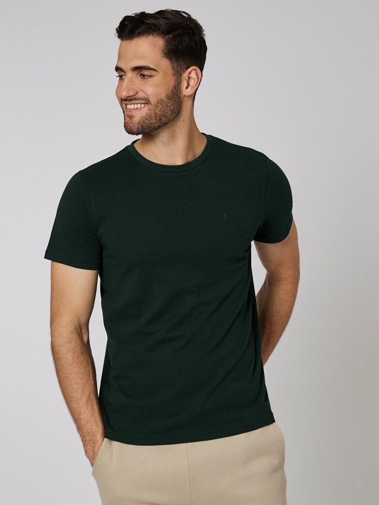 Base 2 pk t-skjorte 7500563_GTX-MRCAPUCHIN-W22-Modell-Front_chn=boys_7864_Base 2 pk t-skjorte GTX.jpg_Front