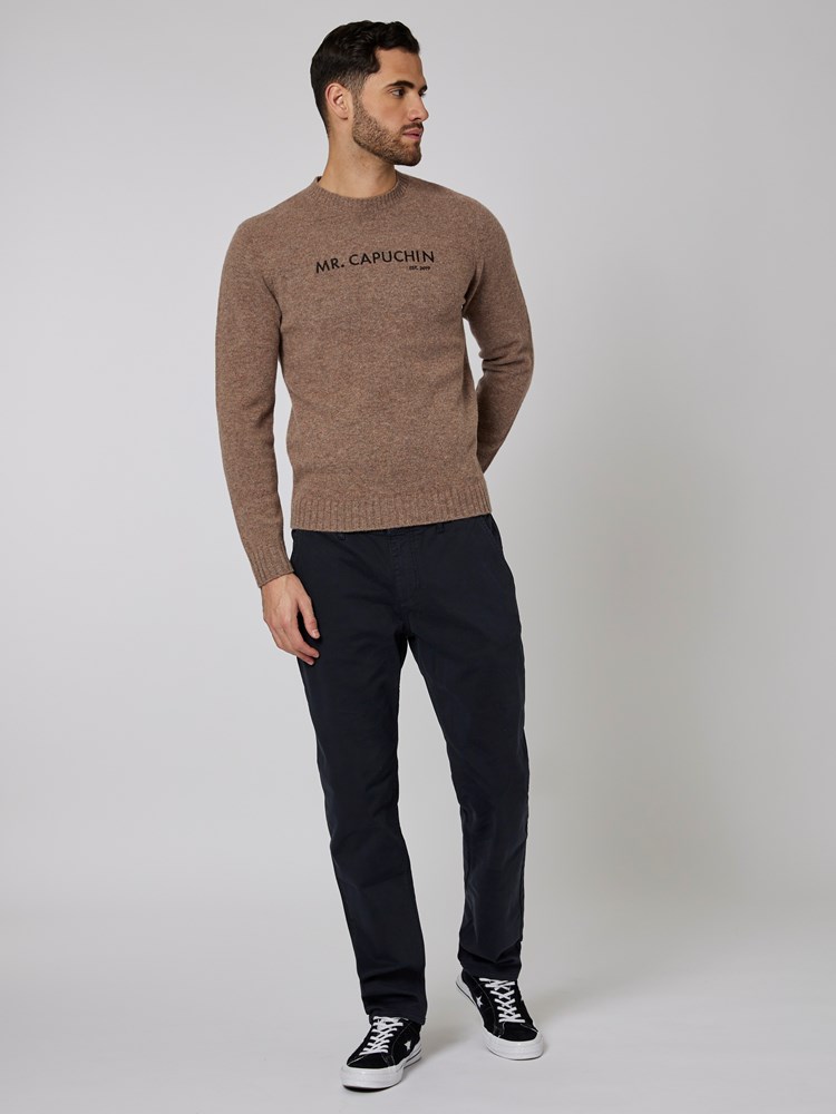 Curtis strikkegenser 7500622_AIT-MRCAPUCHIN-W22-Modell-Left_chn=boys_104_Curtis strikkegenser AIT.jpg_Left||Left