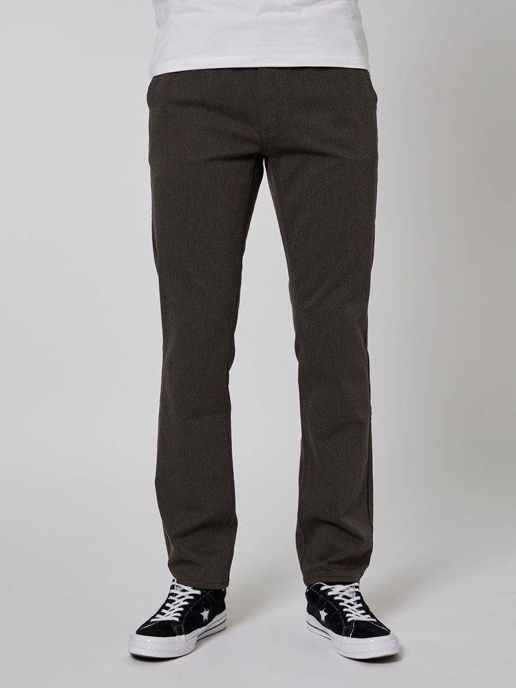 Slim melange chino 7500719_AIQ-MRCAPUCHIN-A22-Modell-Front_chn=boys_2342_Slim melange chino AIQ.jpg_Front||Front