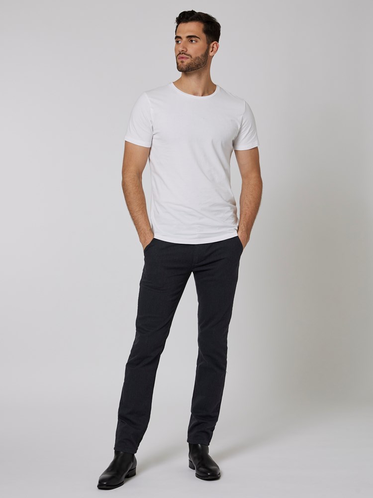 Slim melange chino 7500719_ID9-MRCAPUCHIN-A22-Modell-Front_chn=boys_4999_Slim melange chino ID9.jpg_Front||Front