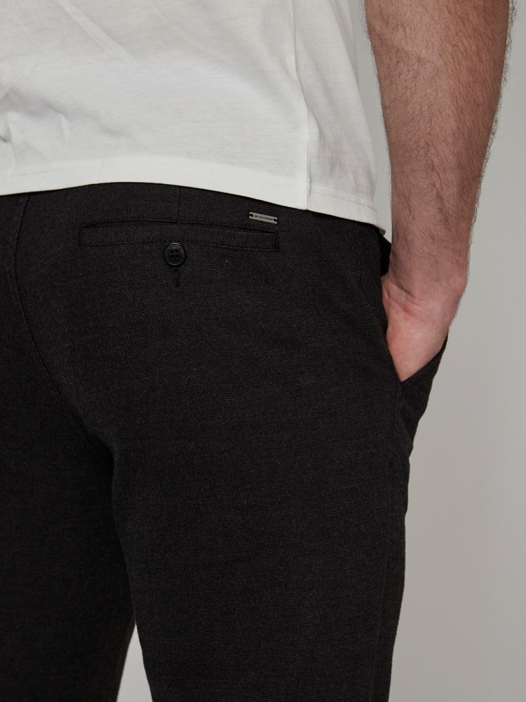 Slim melange chino 7500728_ID9-MRCAPUCHIN-A22-details_chn=boys_4610_Slim melange chino ID9.jpg_