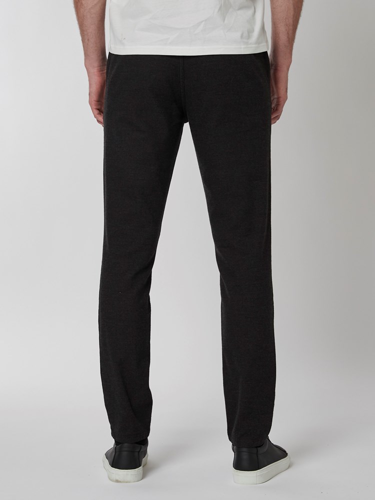 Slim melange chino 7500728_ID9-MRCAPUCHIN-A22-Modell-Back_chn=boys_105_Slim melange chino ID9.jpg_Back||Back