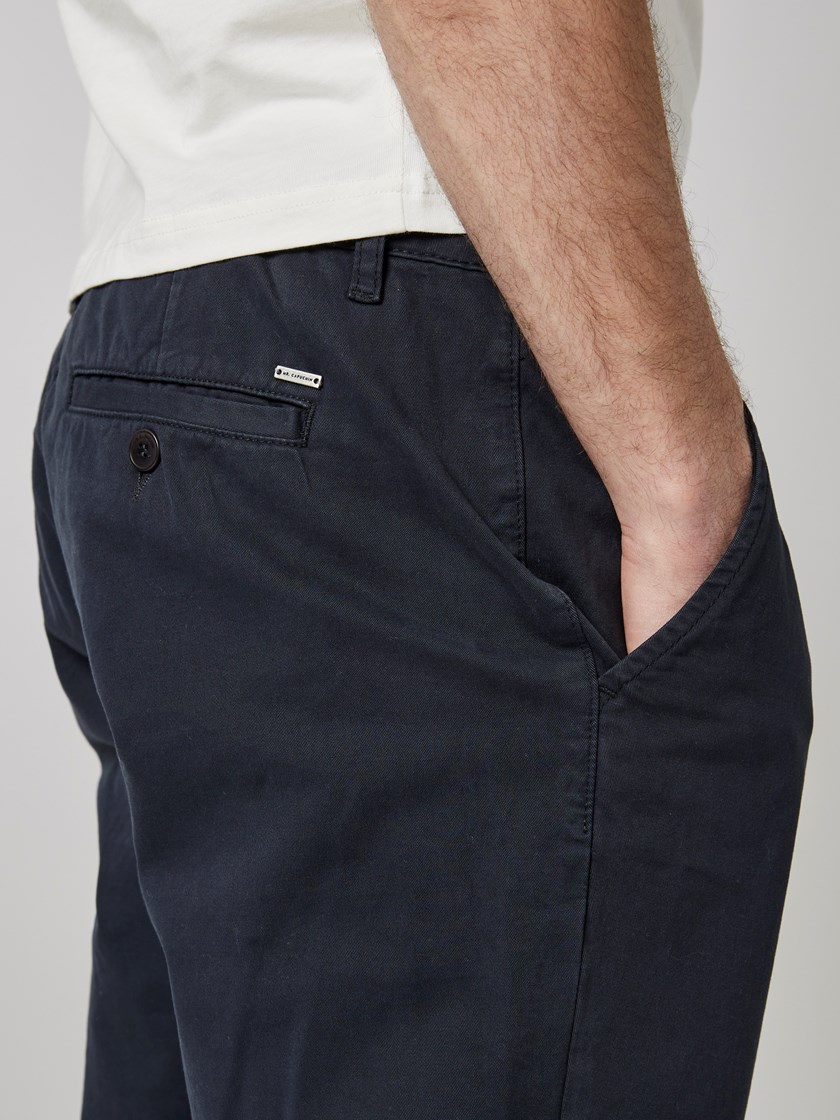 7500732 C27 7500732_C27-MRCAPUCHIN-NOS-Modell-Front_chn=boys_3234_Regular chino str. twill C27.jpg_Front||Front