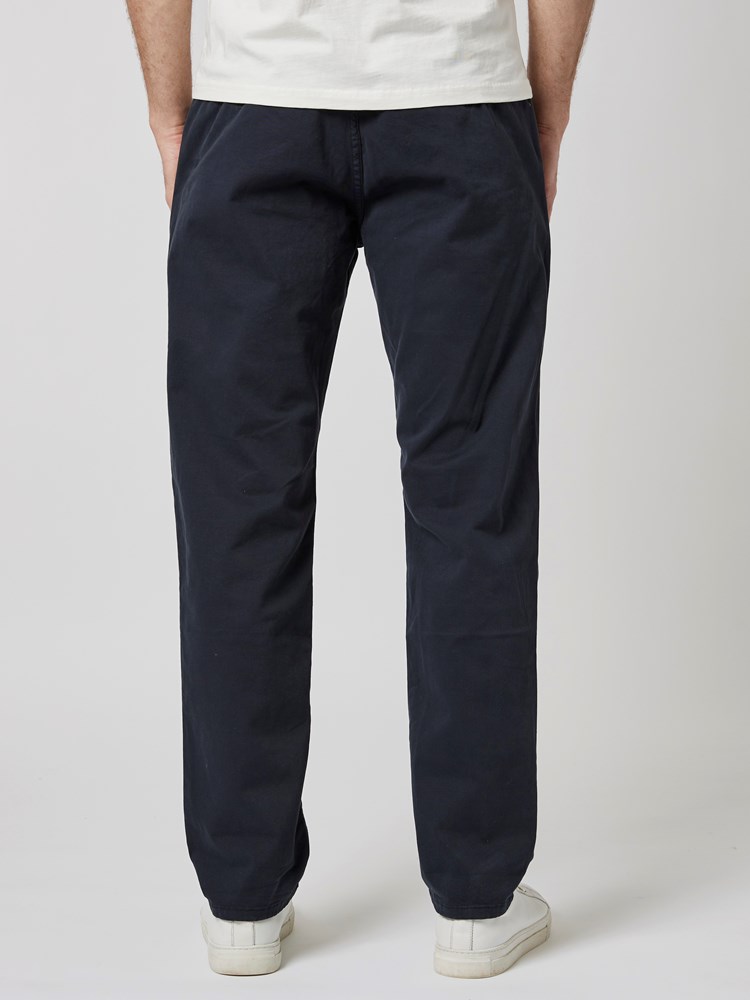 Regular chino str. twill 7500732_C27-MRCAPUCHIN-NOS-Modell-Front_chn=boys_3620_Regular chino str. twill C27_Regular chino str. twill C27 7500732.jpg_Front||Front