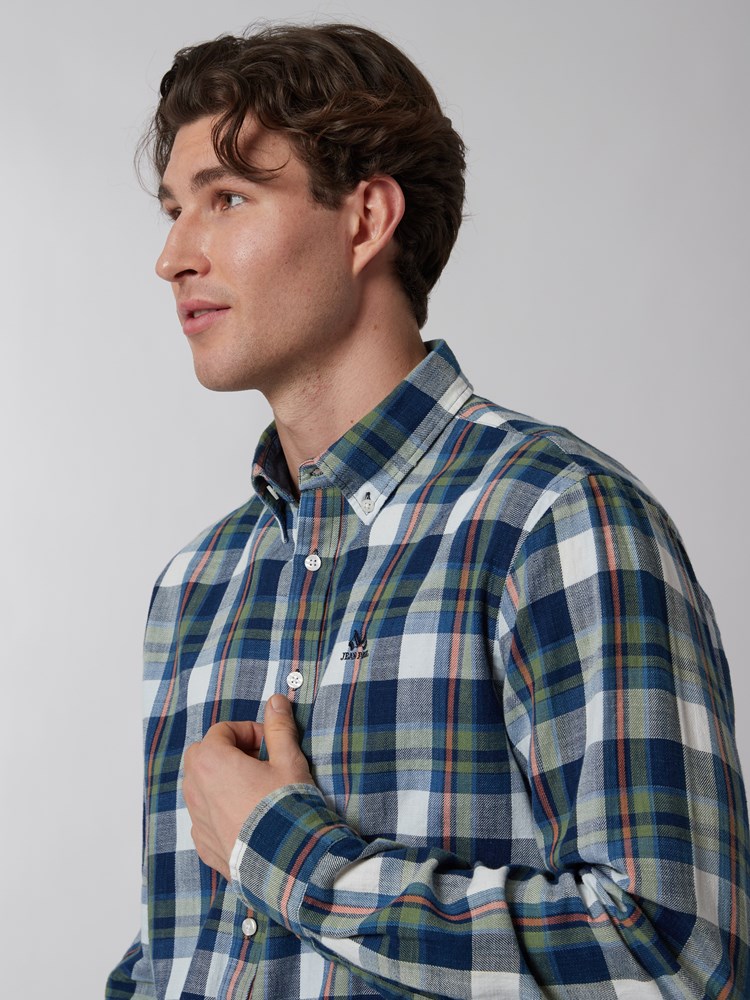 Indigo rutet skjorte - regular fit 7500940_EGU-JEANPAUL-A22-Modell-Front_8342_Indigo rutet skjorte - regular fit EGU.jpg_Front||Front