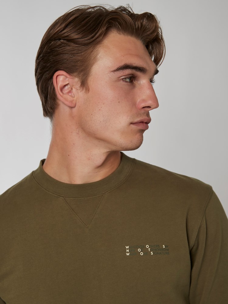 Signature collegegenser 7501021_GMS-WOSNOTWOS-A22-details_chn=boys_6556_Signature collegegenser GMS.jpg_