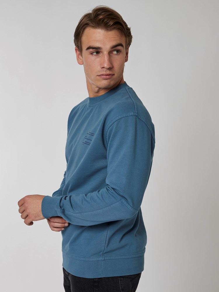 Samuel genser 7501024_EFF-WOSNOTWOS-A22-Modell-Left_chn=boys_3502_Samuel genser EFF.jpg_Left||Left