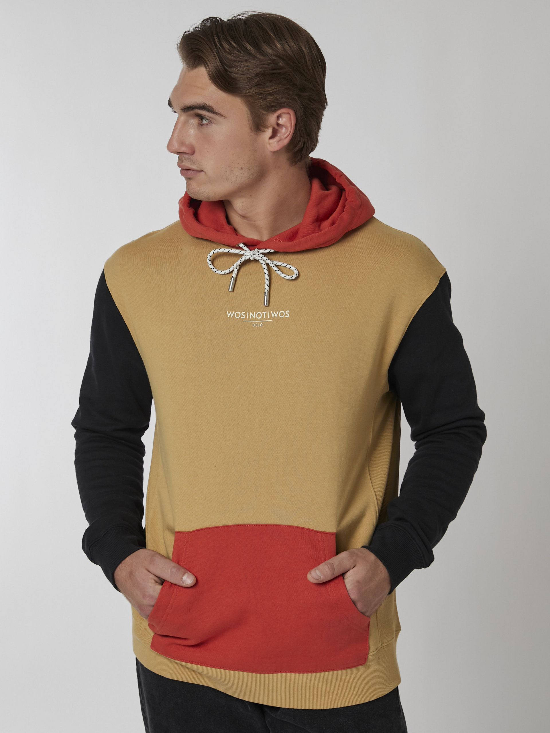 Chili block hettegenser 7501029_ACT-WOSNOTWOS-A22-Modell-Front_chn=boys_2883_Chili block hettegenser ACT.jpg_Front||Front