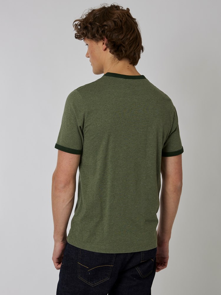 Contrast t-shirt 7501041_GMH-HENRYCHOICE-A22-Modell-Back_chn=boys_7967_Contrast t-shirt GMH.jpg_Back||Back