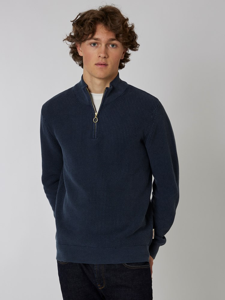 Patent zipneck strikkegenser 7501050_EM1-HENRYCHOICE-A22-Modell-Front_chn=boys_7776_Patent zipneck strikkegenser EM1.jpg_Front||Front