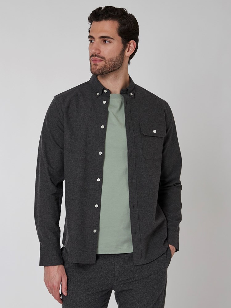 Alfred skjorte 7501085_I6T-MRCAPUCHIN-A22-Modell-Front_chn=boys_8202_Alfred skjorte I6T.jpg_Front||Front
