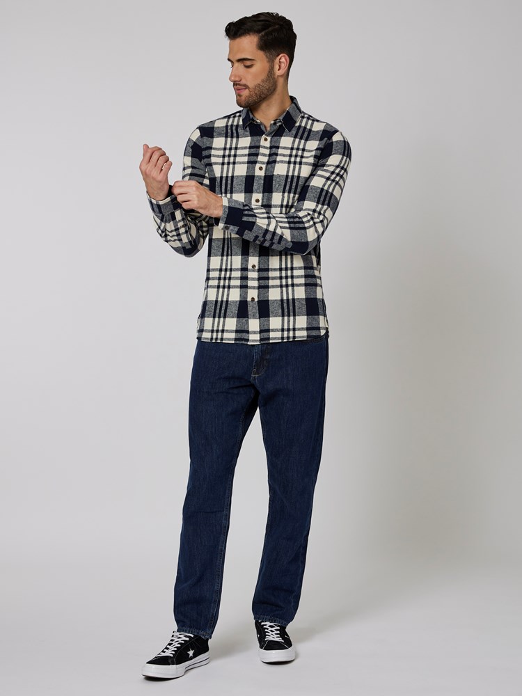 Finn shirt 7501094_EM1-HENRYCHOICE-W22-Modell-Front_chn=boys_111_Finn shirt EM1.jpg_Front||Front
