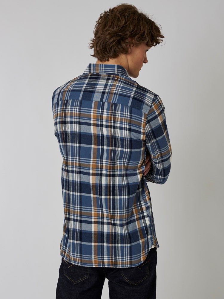 Check shirt 7501098_EDR-HENRYCHOICE-A22-Modell-Back_chn=boys_6544_Check shirt EDR 7501098.jpg_Back||Back