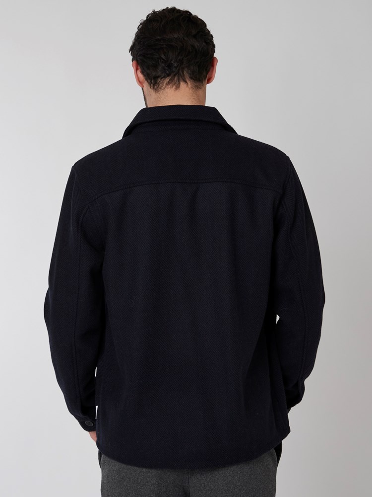 Ernest overskjorte 7501101_C27-MRCAPUCHIN-A22-Modell-Back_chn=boys_6345_Ernest overskjorte C27.jpg_Back||Back