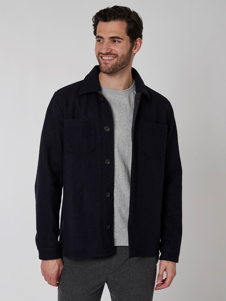 Ernest overskjorte 7501101_C27-MRCAPUCHIN-A22-Modell-Front_chn=boys_56_Ernest overskjorte C27.jpg_Front||Front