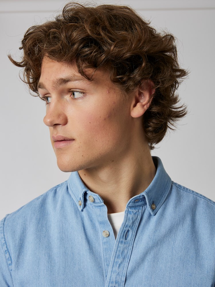 Devin denimshirt 7501109_E8S-HENRYCHOICE-A22-details_chn=boys_9249_Devin denimshirt E8S 7501109.jpg_