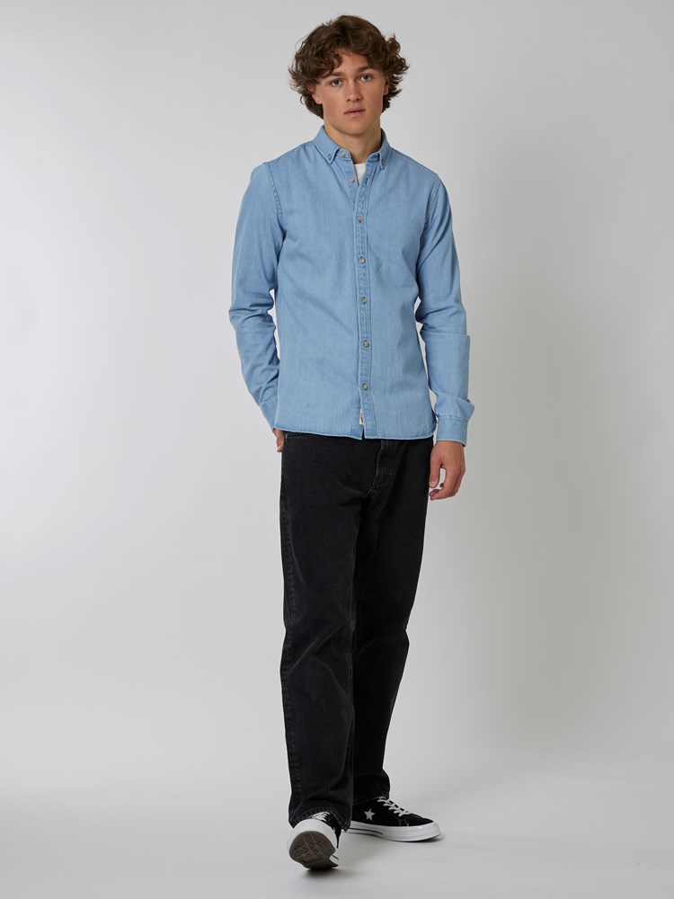Devin denimshirt 7501109_E8S-HENRYCHOICE-A22-Modell-Front_chn=boys_1801_Devin denimshirt E8S 7501109.jpg_Front||Front