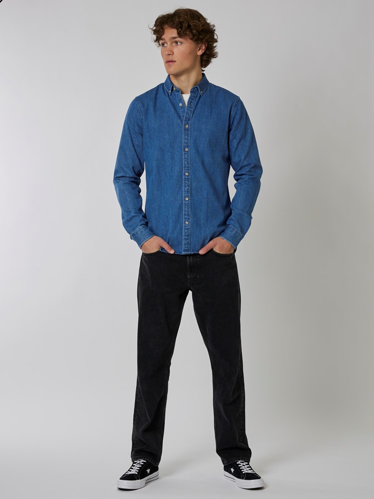Devin denimshirt 7501109_EDR-HENRYCHOICE-A22-Modell-Front_chn=boys_5035_Devin denimshirt EDR 7501109.jpg_Front||Front