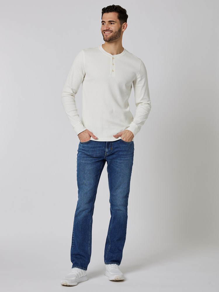 Chris Grandad 7501844_O82-HENRYCHOICE-S23-Modell-Front_chn=boys_3202_Chris Grandad O82.jpg_Front||Front