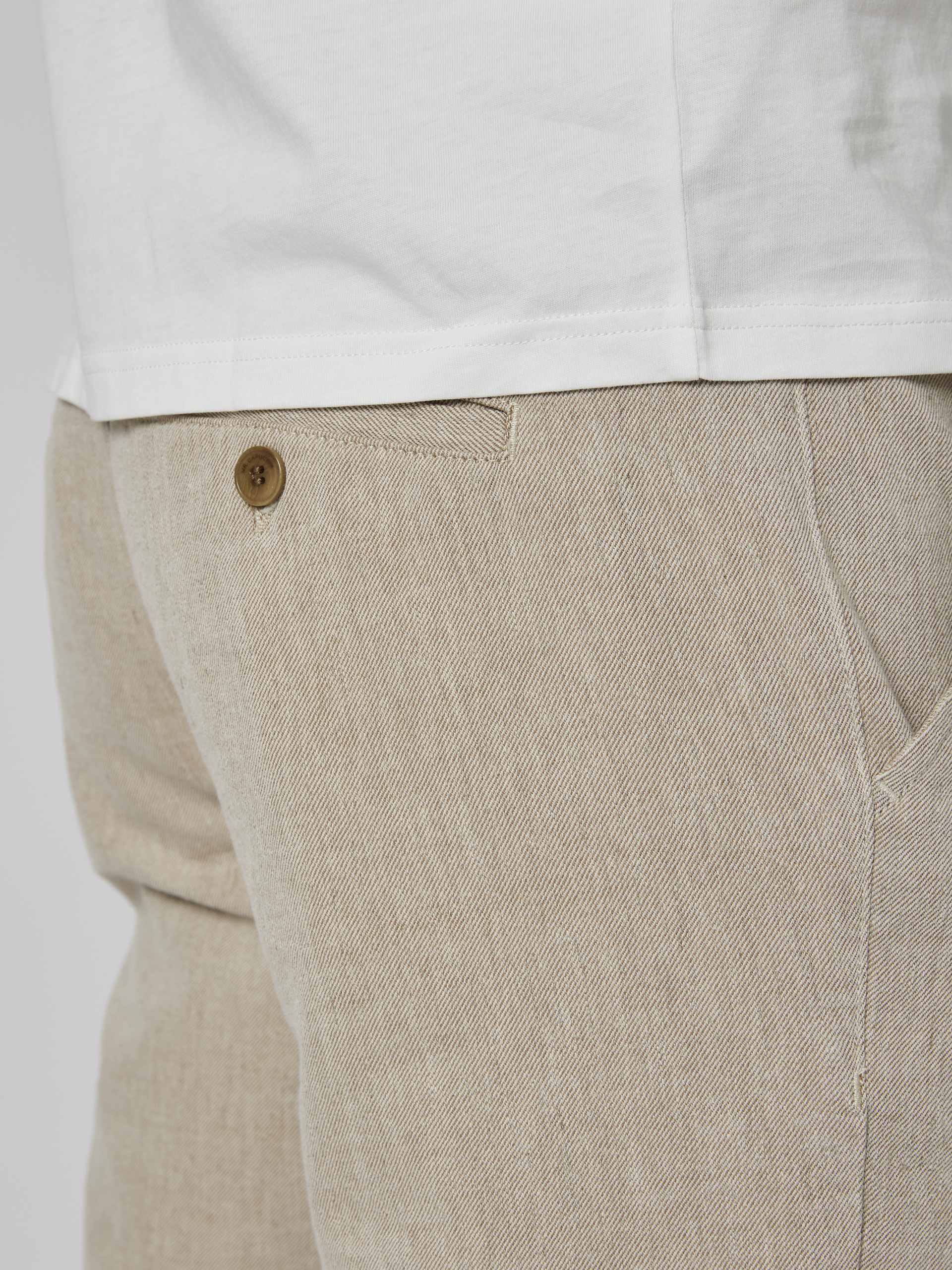 Regular nomade chino 7502047_AED-MRCAPUCHIN-S23-Modell-Front_chn=boys_1080_Regular nomade chino AED.jpg_Front||Front