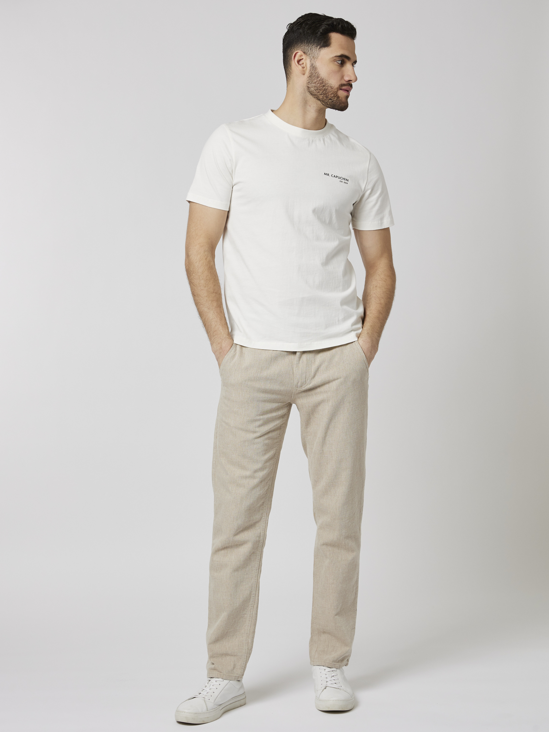 Regular nomade chino 7502047_AED-MRCAPUCHIN-S23-Modell-Front_chn=boys_9629_Regular nomade chino AED.jpg_Front||Front