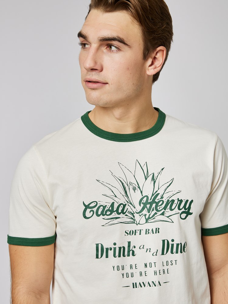 Contrast t-shirt 7502059_O63-HENRYCHOICE-S23-Modell-Front_chn=boys_2106_Contrast t-shirt O63.jpg_