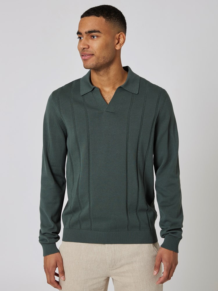 Noa genser 7502096_GPN-MRCAPUCHIN-S23-Modell-Front_chn=boys_9653_Noa genser GPN.jpg_Front||Front