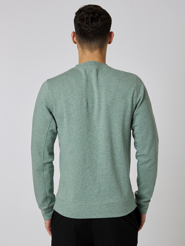 Shane collegegenser 7502295_R19-MRCAPUCHIN-S23-Modell-Front_chn=boys_6527_Shane collegegenser R19.jpg_Front||Front