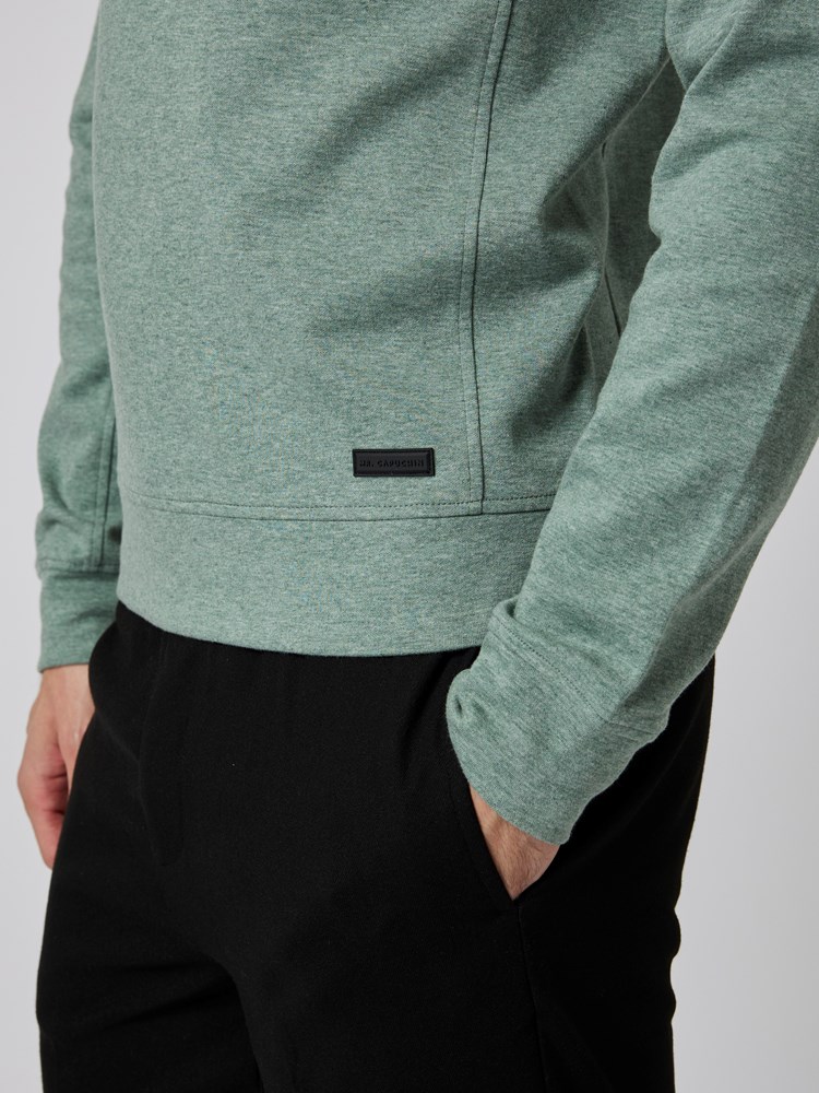 Shane collegegenser 7502295_R19-MRCAPUCHIN-S23-Modell-Front_chn=boys_685_Shane collegegenser R19.jpg_Front||Front