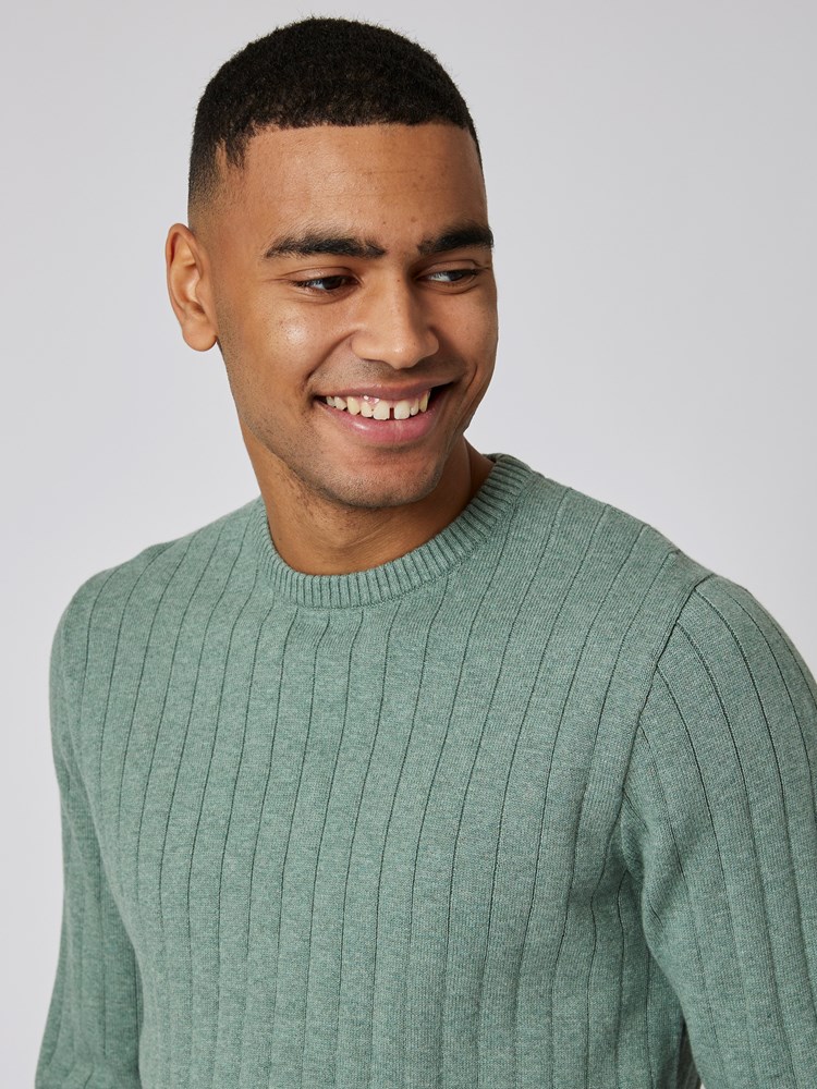 Caruso genser 7502318_GIV-MRCAPUCHIN-S23-Modell-Front_chn=boys_759_Caruso genser GIV.jpg_Front||Front