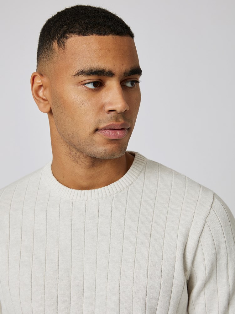 Caruso genser 7502318_O62-MRCAPUCHIN-S23-Modell-Front_chn=boys_3926_Caruso genser O62.jpg_Front||Front
